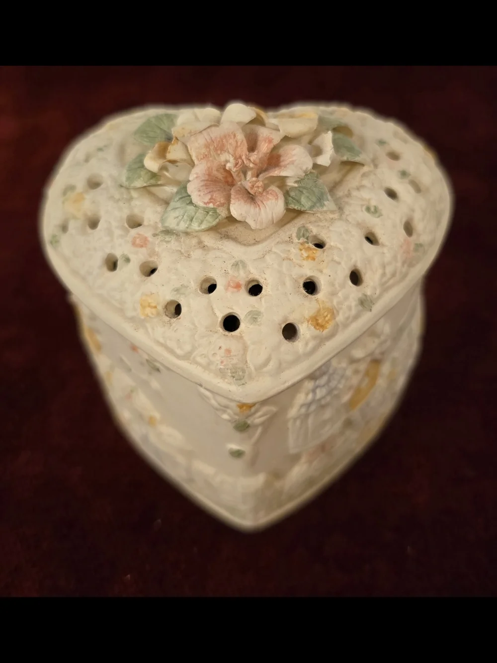Vintage Cottagecore Bisque Porcelain Heart Shaped Trinket Box Scent Diffuser